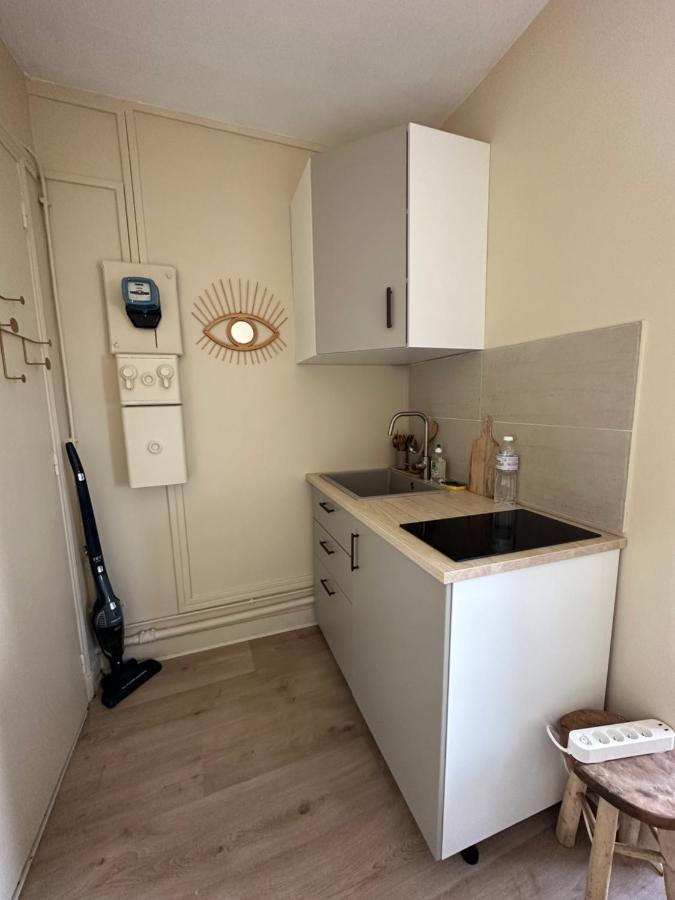 Studio Entierement Renove Place De La Bastille * Parigi